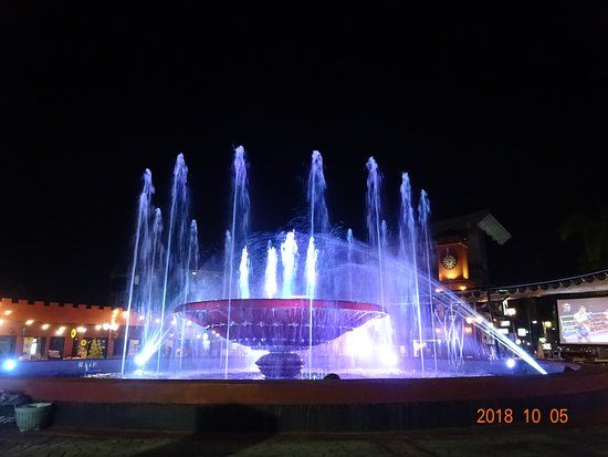 Nam Phou Fountain